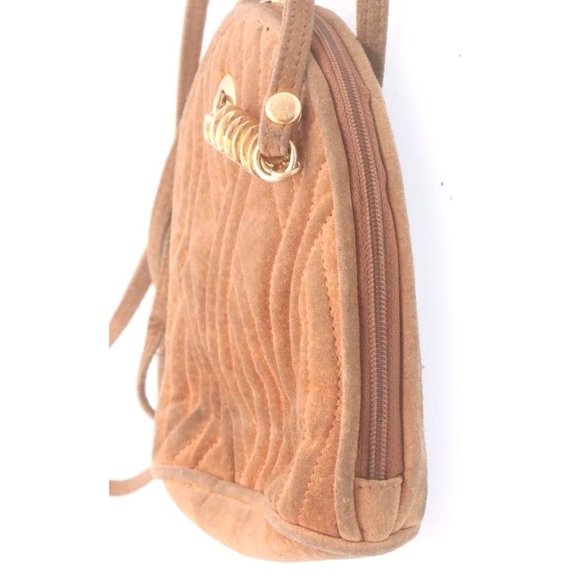 RARE Fendi Caramel Quilted Suede 2-way Purse with a 'Pasta' or 'Noodle' Design - Picture 7 of 14